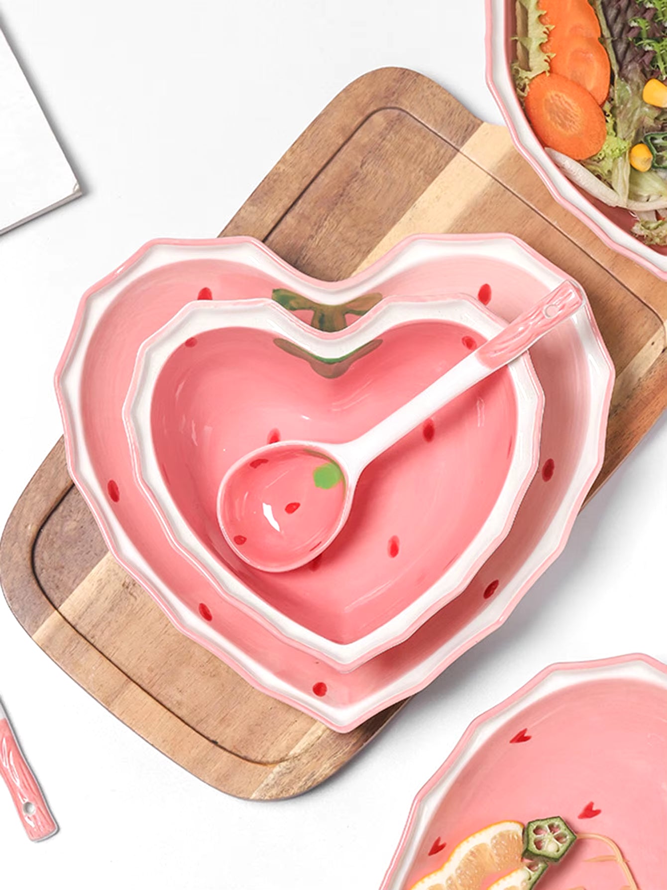 3Pcs Strawberry Bowl Spoon Plate Set Beautiful Girl Heart Bowl Salad Bowl Dessert Household Tableware