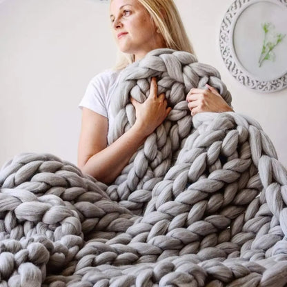 Chenille Chunky Knit Blanket Throw Handmade Warm Cozy Blanket Couch Bed Soft Fleece Banket Christmas Thick and Giant Yarn Throws